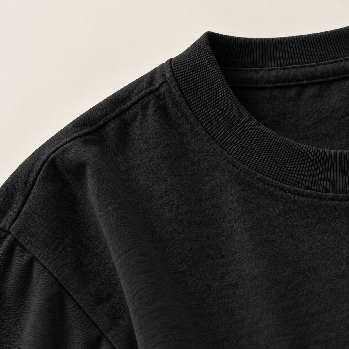 Sakura Oversized T-Shirt Black - collar